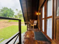 Soluna Cove Cabanas Hikkaduwa - Beach