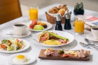 Oak Valley Resort Valley Village - breakfast
