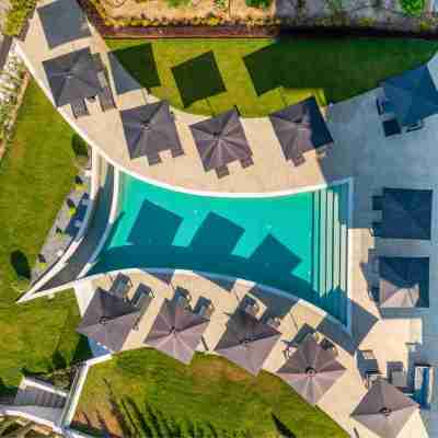 Loft Centrale by Deserve Fitness & Recreational Facilities