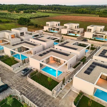 TARIA RESORT