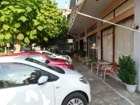 Hotel Inomaos - parking