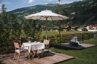 Zelloon Boutique Hotel - balcón