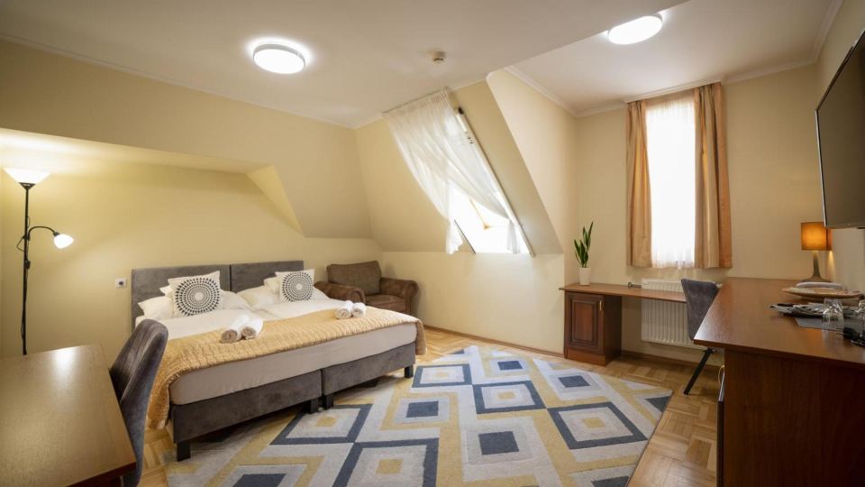 Dóm Hotel