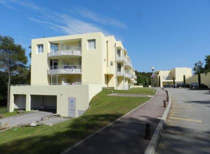 索菲亞城市公寓