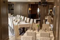 Hotel zur Post Hotels in Oberlahr