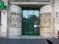Wow City Hostel Hotels near St. Stephen's Basilica