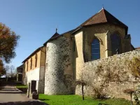 Hôtel les Remparts Hotels in Syam