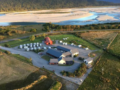 Haast River Motels & Holiday Park Hotel in zona Ship Creek