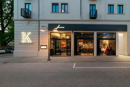 Hotel Kaiserhof Ravensburg Отели в г. Берг