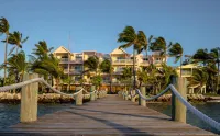 Grassy Flats Resort & Beach Club Hotels in der Nähe von Dolphin Connection