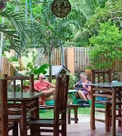 Greenhut Pension & Bar - Inns