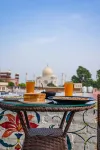 Joey's Hostel Agra - 200m from Taj Mahal - Bữa sáng