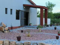 Abenab Lodge & Tours CC فنادق في 
