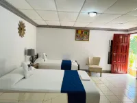Hostal Clary فنادق في Las Penitas