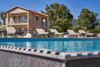 Sempre Viva Suites - Pools