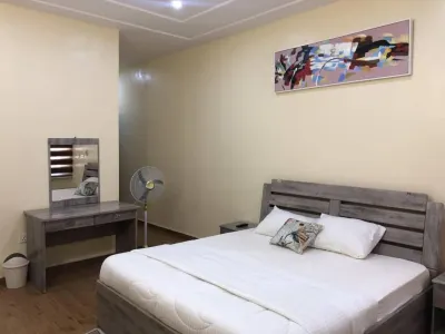 Tugo Apartment Отели рядом с достопримечательностью «Zuma Rock»