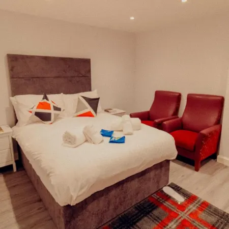 Mayfield Suites