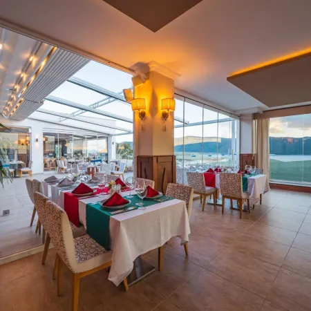 Bodrum Holiday Resort & Spa