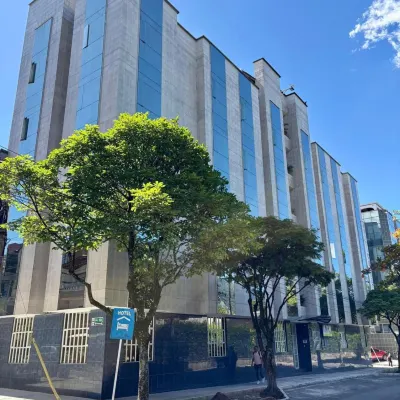 Hotel Monarca Hotels near Castle's Museum
