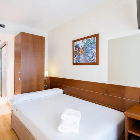 Hotel Longoria Plaza by Pandorahoteles