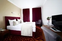 Hotel Central Các khách sạn gần Patton Memorial Pilsen