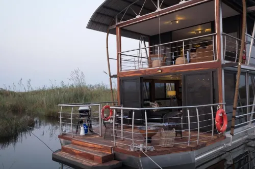 The Namushasha River Villa Hotels in Нгамиленд Север