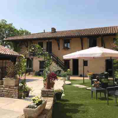 Hostellerie des Bichonnières & Spa Hotel Exterior