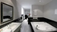 Hotel Maxim Hotels in Zelo Buon Persico
