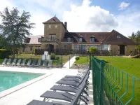 Logis Hotel-Restaurant les Collines 59 Route des crêtes Hotels in Jayac