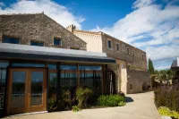 Hotel Mas Bosch 1526 Hotels in Navata