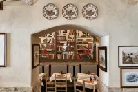 Palazzo Dessy Historic House - Boutique