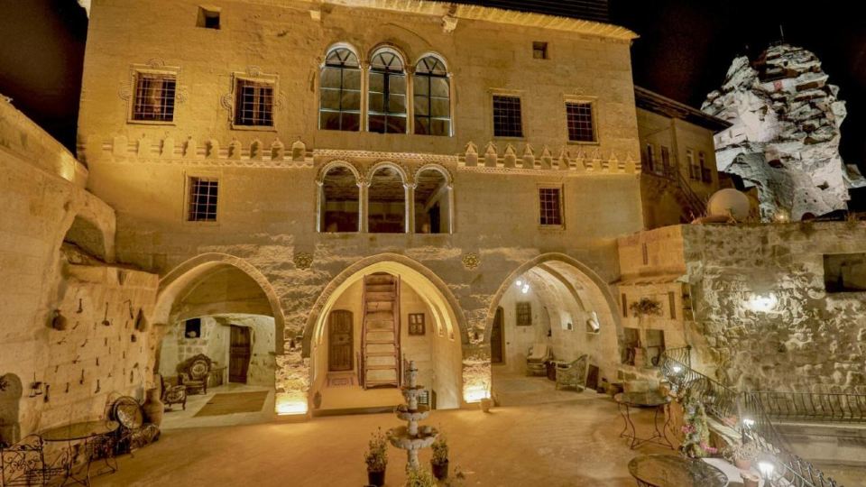 Casia Cave Suites