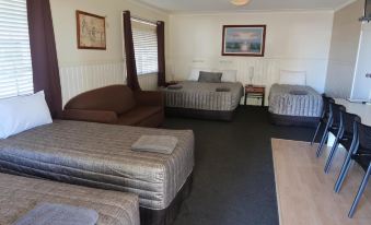 Charleville Waltzing Matilda Motor Inn