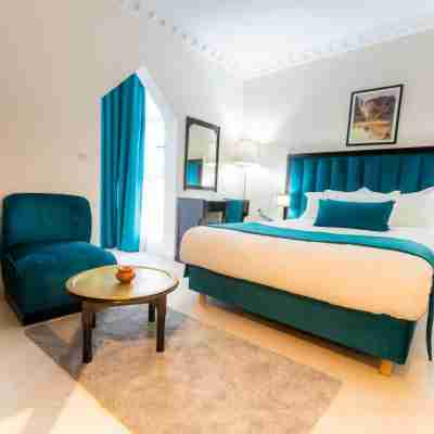 Prince de Paris Rooms