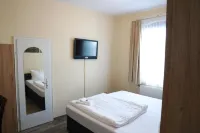 Beim Heines Hotels in Neroth