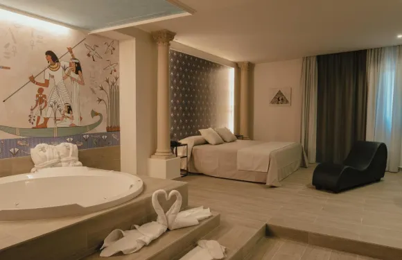 尼羅河谷汽車旅館