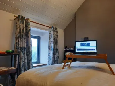 Longstone Bed & Breakfast Hotels in Challacombe