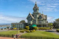 Pinc Lady Mansion Отели рядом с достопримечательностью «Зоопарк Секвойя Парк»