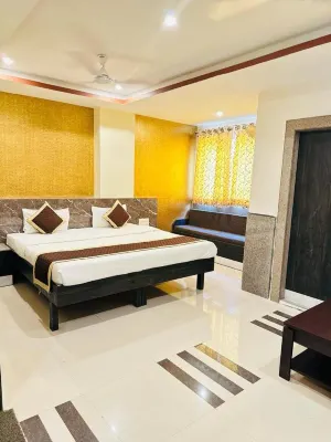 Nakshatra Hotel Hotels in Shyampura