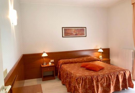 Hotel Arcadia - Housity