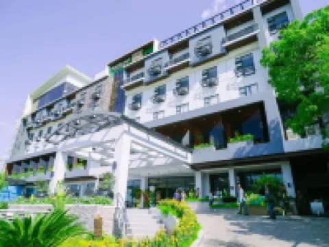 Badsbrotel Suites Hotels in Ipil