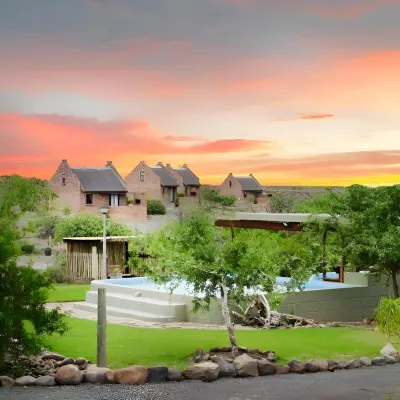Teri-Lemveli Lodge Hotels in der Nähe von Karoo