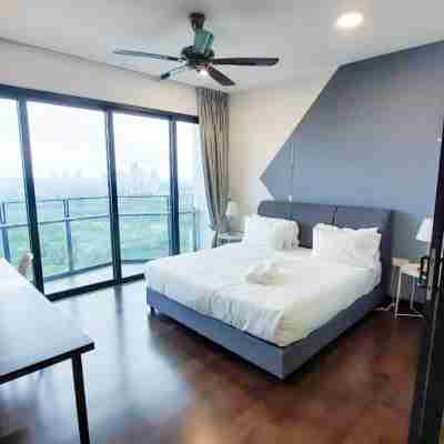 Almas Suites Puteri Harbour 1 Bedroom with Balcony by 9 Sands Rooms