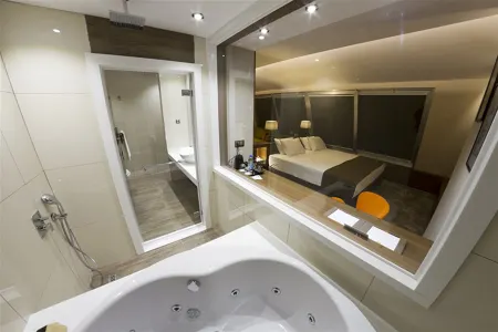 Sam Royal Hotel Отели рядом со станцией Eskişehir Enveriye Railway Station