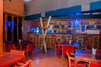 Babylon Lodge