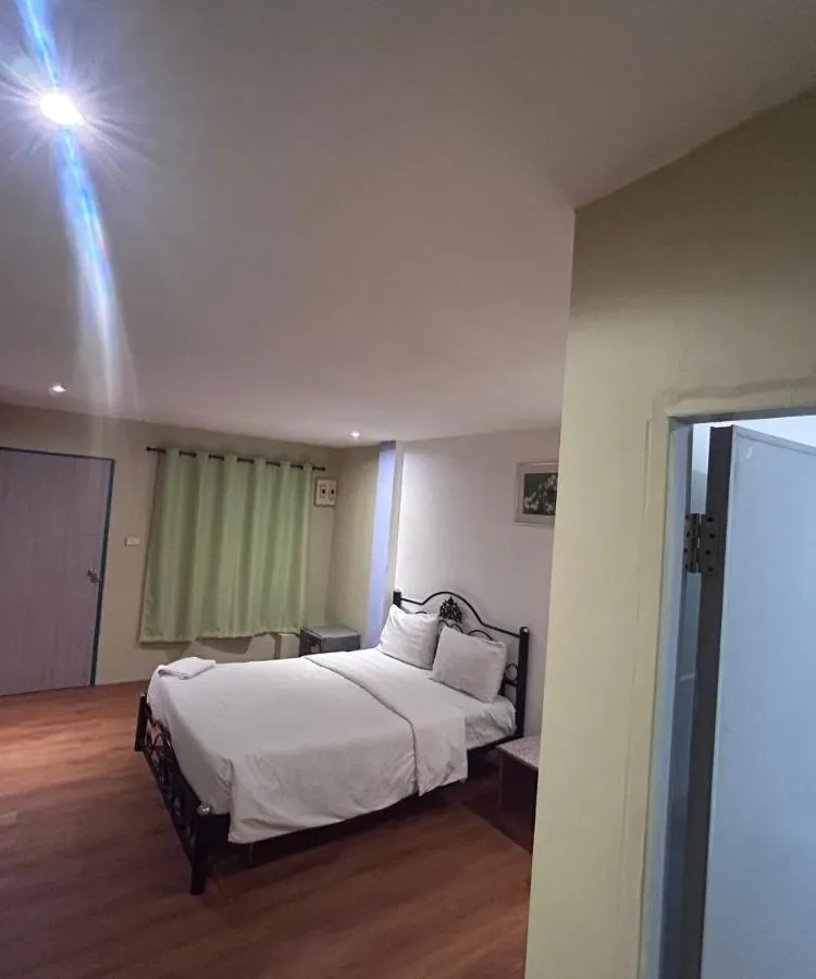 ห้องดีลักซ์