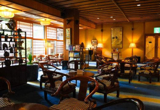 다이마루 벳소의 전통적인 정원 풍경