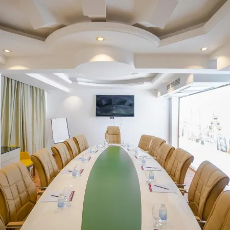 Noor Land Hotel
