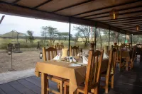 Africa Safari Serengeti Kusini - 조식 운영