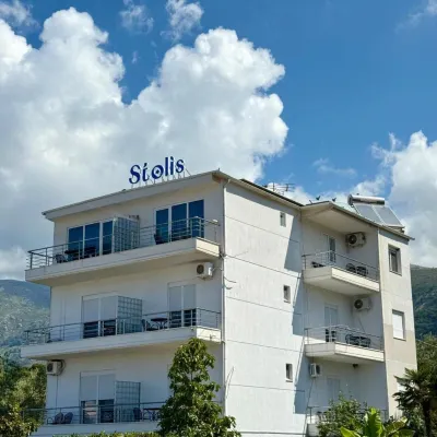 Hotel Stolis Hotels near Plazhi i Himarës